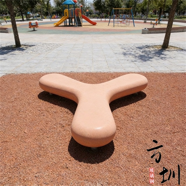 玻璃钢螺旋桨三叶草造型休闲椅 玻璃钢螺旋桨三叶草造型休闲椅