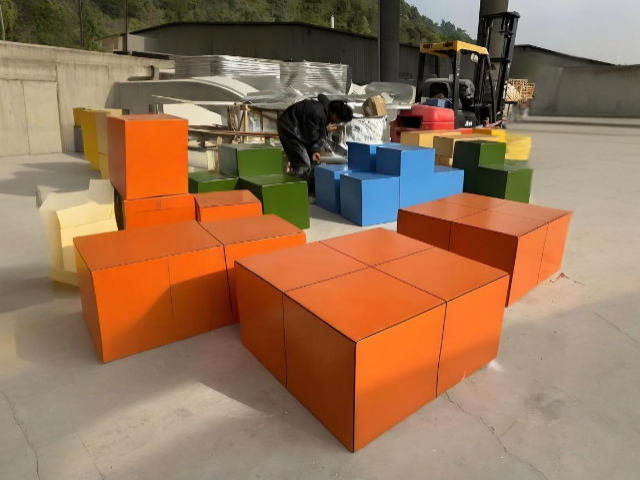 玻璃钢组合式方形座椅现代公共空间的品质之选 玻璃钢组合式方形座椅现代公共空间的品质之选